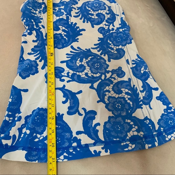 Lululemon strappy back tank with built in bra - Picture 6 of 7